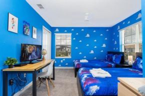 Prime Location home 3 9 mile from Disney w pool, Kissimmee